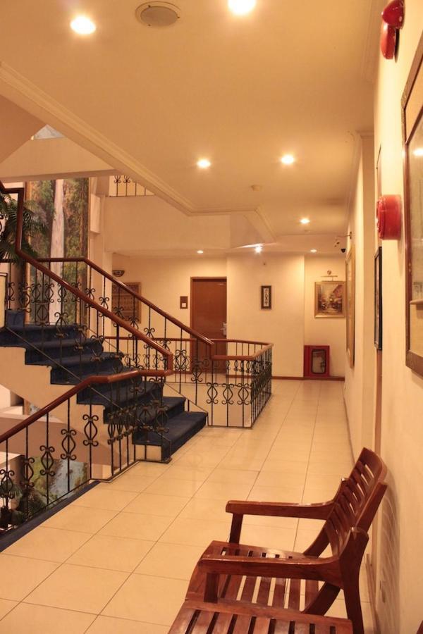 Losari Blok M Hotel Jakarta Extérieur photo