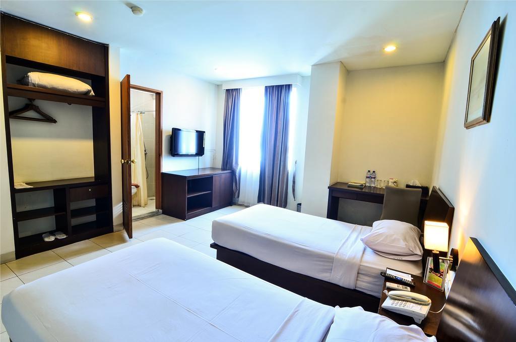 Losari Blok M Hotel Jakarta Extérieur photo